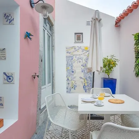 Apartment Plum Guide - Saint George's Monument
